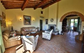 Property for sale in Castiglion Fiorentino, Italy for 590,000 €