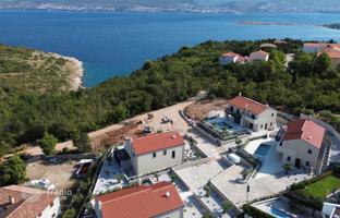 4-bedroom house 232 m² in Krk for 1,450,000 €