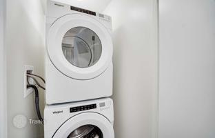 2-bedroom apartment in York for C$1,106,000