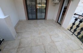 Spacious 3-room apartment, on the first coastline, in a comfortable complex, in the suburban area of Obzor for 95,000 €
