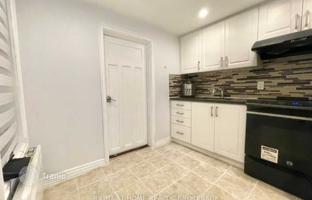 4-bedroom house in Craven Road for C$1,127,000