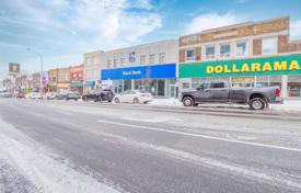 Townhome – Woodbine Avenue, Toronto, Ontario,  Canada for C$1,191,000