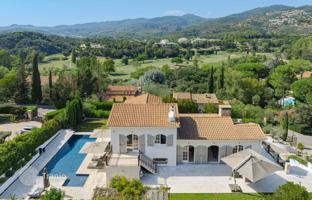 5-bedroom villa in Mandelieu-la-Napoule for 1,875,000 €