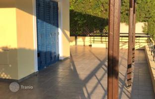 3-bedroom cottage 250 m² in Agios Tychonas for 1,800,000 €