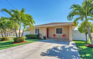 3-bedroom house 142 m² in Florida City for $395,000