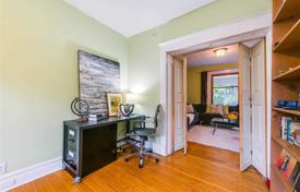 Terraced house – Pape Avenue, Toronto, Ontario,  Canada for C$1,220,000