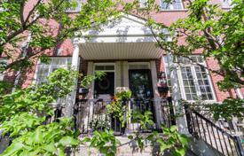 Terraced house – Etobicoke, Toronto, Ontario,  Canada for C$1,098,000