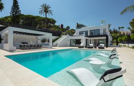 Villa with terraces, garden, pool, Marbella for 4,995,000 €