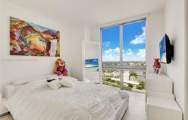Condo – North Miami Beach, Florida, USA for $949,000
