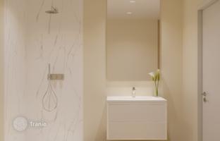 2-bedroom apartment 108 m² in Funchal for 470,000 €