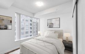 Apartment – Richmond Street West, Old Toronto, Toronto,  Ontario,   Canada for C$822,000