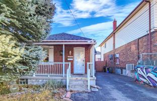 4-bedroom house in Etobicoke for C$1,379,000