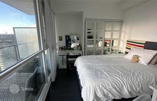 1-bedroom apartment in Adelaide Street West for C$843,000