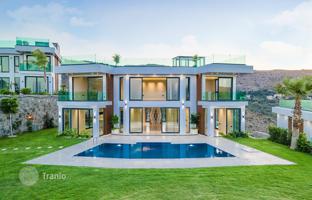 6-bedroom villa 670 m² in Turkbuku for 138,821,000 TRY