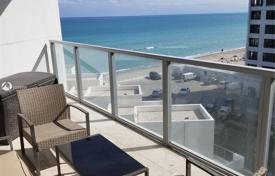 Stylish apartment with ocean views in a residence on the first line of the embankment, Hollywood, Florida, USA for $956,000