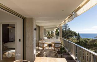 Three-bedroom apartment with panoramic sea views in Californie Pezou, Cannes, France for 2,190,000 €