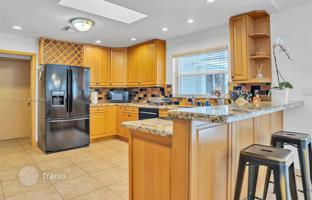 4-bedroom house 306 m² in Palmetto Bay for $1,250,000