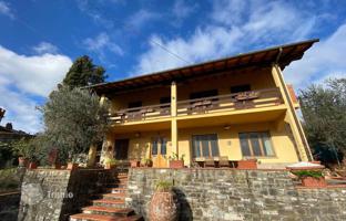 5-bedroom villa 300 m² in Vaglia for 990,000 €