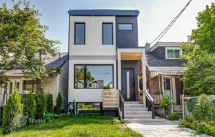 9-bedroom house in East York for C$2,081,000