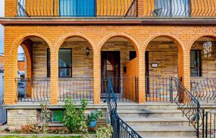 3-bedroom townhouse in Old Toronto for C$1,577,000