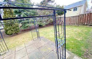 8-bedroom house in Scarborough for C$1,921,000