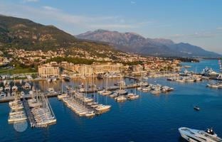1-bedroom apartment 70 m² in Tivat city for 749,000 €