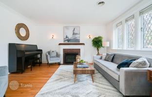 5-bedroom house in Old Toronto for C$1,946,000