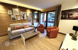 3-bedroom apartment 67 m² in Les Allues for 920,000 €