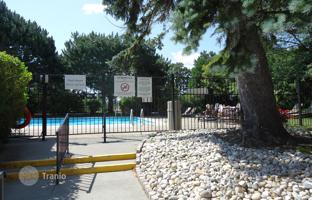 8-bedroom apartment in North York for C$936,000