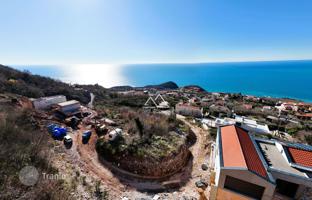 Land plot 1,262 m² in Budva for 290,000 €