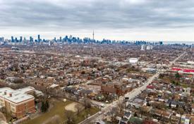Townhome – Old Toronto, Toronto, Ontario,  Canada for C$1,868,000