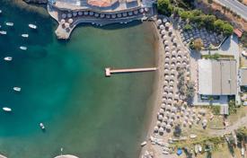 1+1 Apartments in a Beachfront Complex in İzmir Foça for $270,000