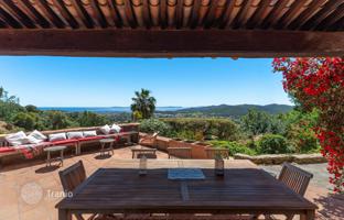 4-bedroom villa in Bormes-les-Mimosas for 1,885,000 €