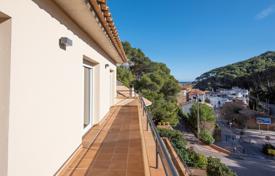 Terraced house – Begur, Catalonia, Spain for 1,150,000 €
