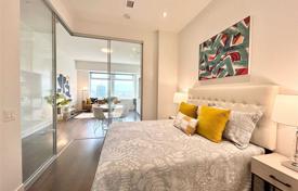 Apartment – Saint Clair Avenue West, Old Toronto, Toronto,  Ontario,   Canada for C$745,000