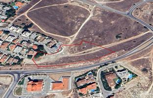 Land plot 9,110 m² in Strovolos for 2,700,000 €