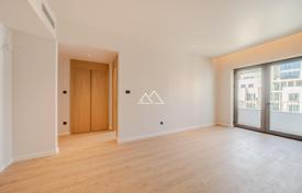 Apartment in Boka Place, Porto-Montenegro for 455,000 €