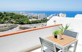 One-bedroom apartment with sea views in Adeje, Tenerife, Spain for 222,000 €