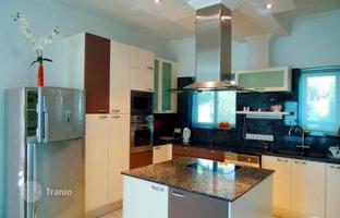 5-bedroom cottage in Limassol for 1,800,000 €