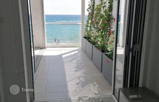 3-bedroom apartment 110 m² in Germasogeia for 1,200,000 €
