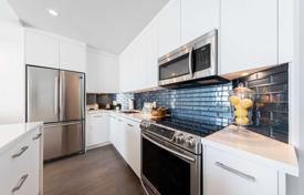 Apartment – Queens Quay West, Old Toronto, Toronto,  Ontario,   Canada for C$1,155,000