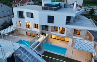 12-bedroom house 439 m² in Zadar County for 1,850,000 €