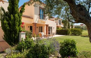 3-bedroom villa 422 m² in Faro City for 1,350,000 €
