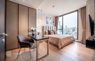 1-bedroom apartments in condo in Khlong Toei for $597,000