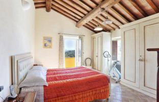 4-bedroom villa 245 m² in Campiglia Marittima for 1,150,000 €