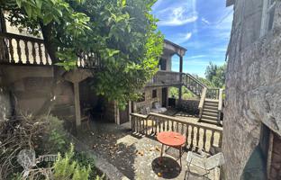 5-bedroom cottage 200 m² in Herceg Novi city for 220,000 €