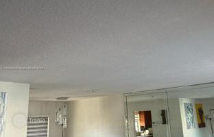 4-bedroom house 143 m² in Miami Gardens for $484,000