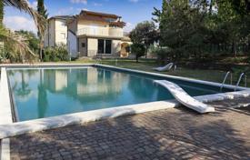 Houses, villas with pool in Tuscany, Arezzo for 890,000 €