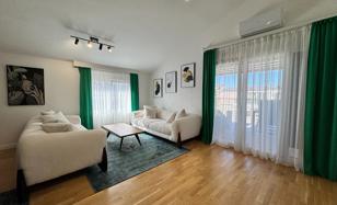 2-bedroom apartment 93 m² in Tivat city for 400,000 €
