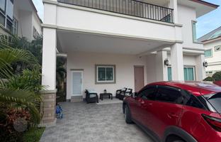 4-bedroom villa 280 m² in Pattaya for $388,000
